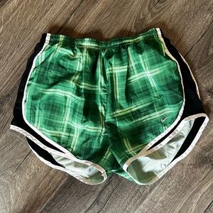 NIKE | Dry-Fit | Size M |